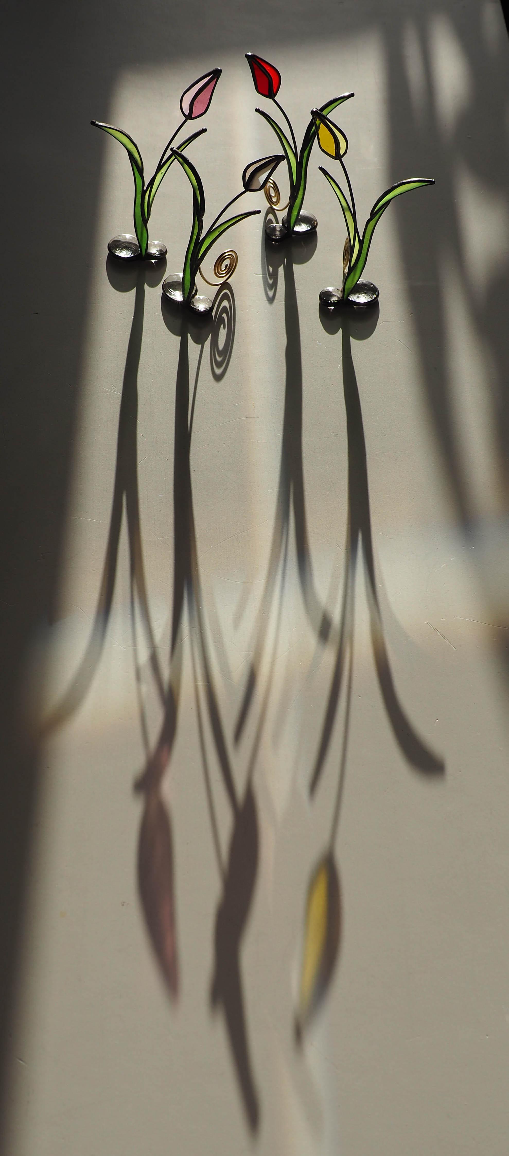 「チューリップ」ステンドグラス・アンティークガラス・窓辺にちょこんとシリーズ | 4枚目